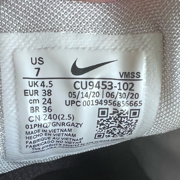 NIKE Women's Air Max Infinity 2 Shoe Size 7 #804 - Picture 7 of 9